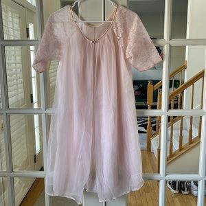 Vintage Vanity Fair Peignoir Robe XS